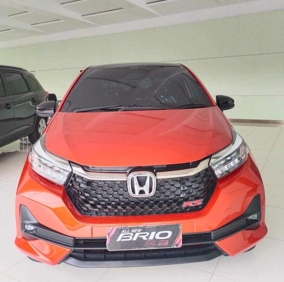 Honda Brio: Mobil Kecil dengan Performa Besar