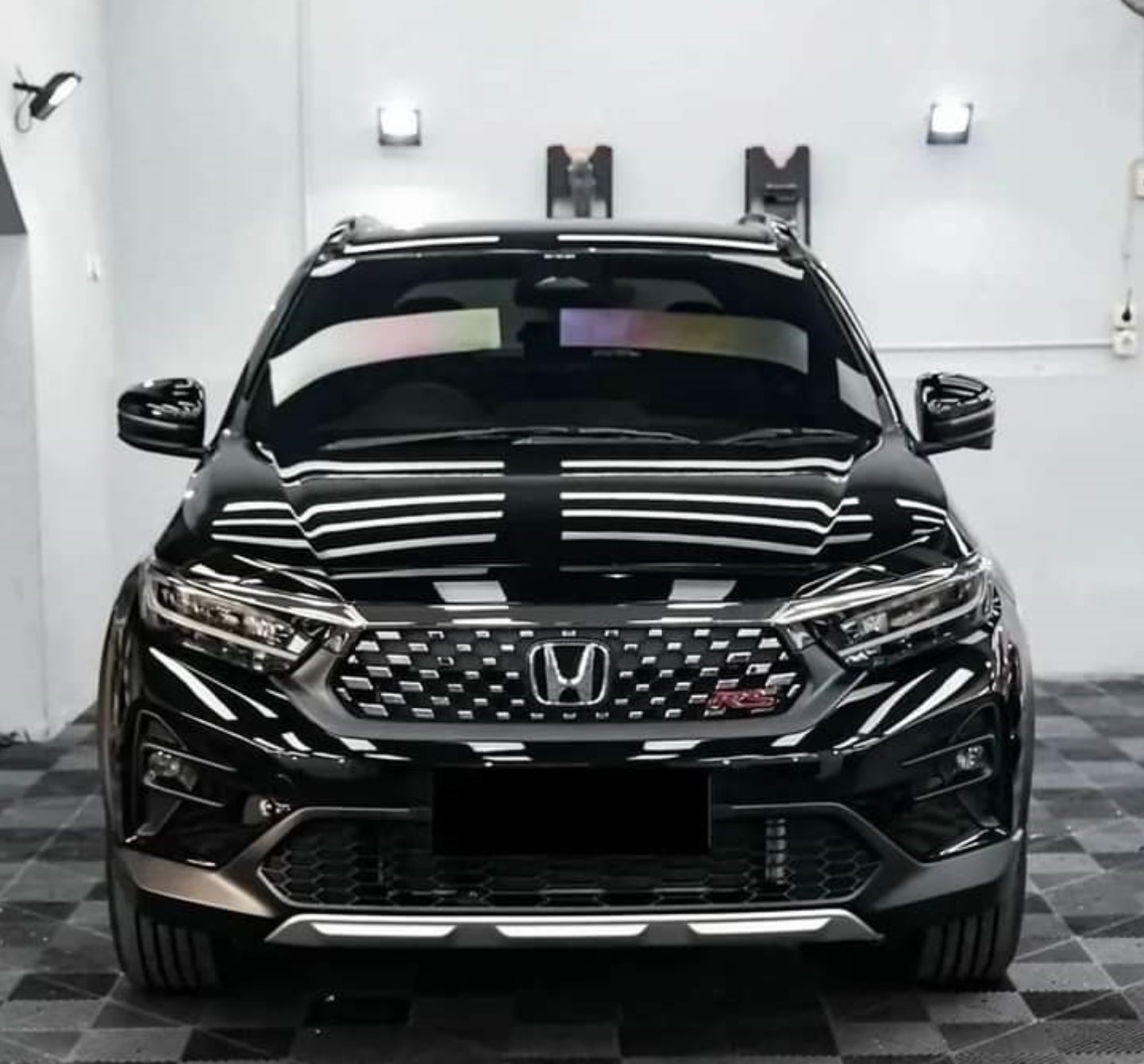 Honda WR-V Makassar: Low SUV Terbaik di Pasar Otomotif